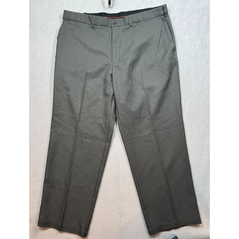 Haggar Men's Dress Pants Cool 18 Plain Front Classic Fit Graphite Gray 42x30 NWT